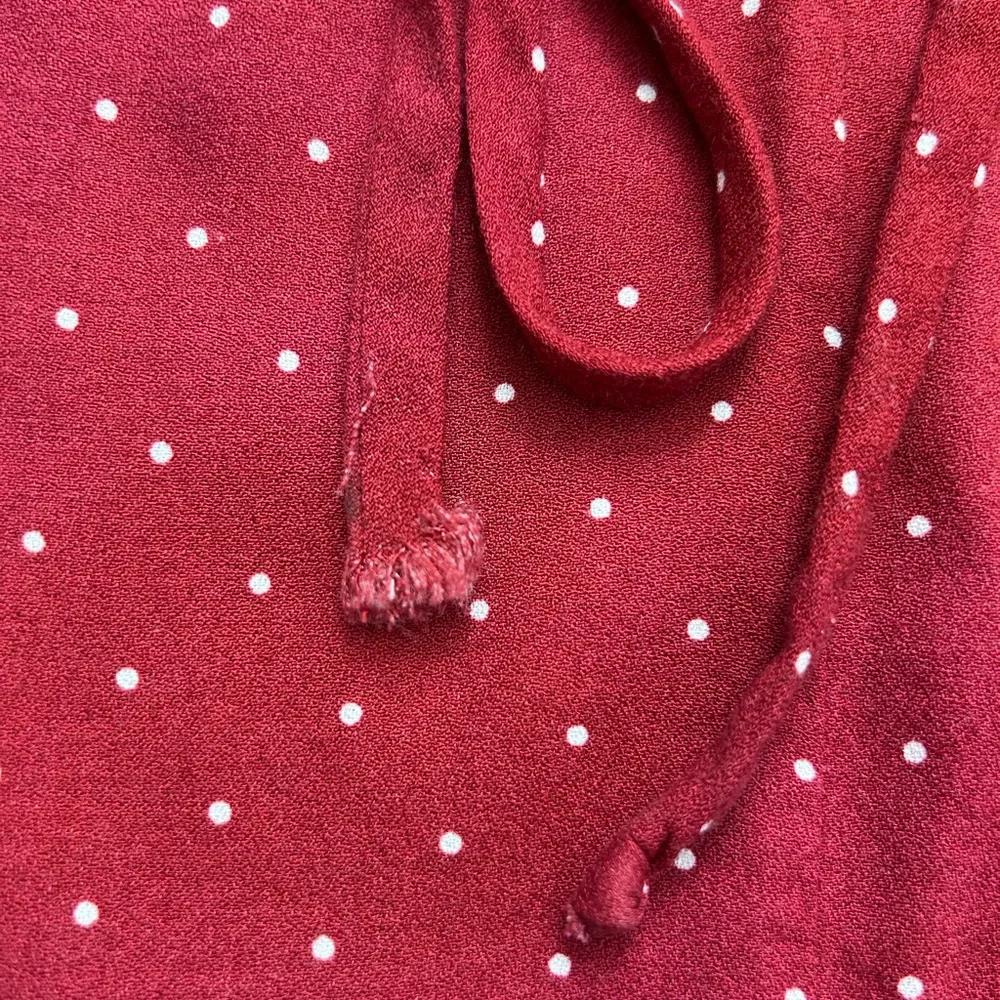 Reformation Polka Dot Slip Dress
Mini
Red White
$198
Y2K
90’s
Lightweight
M - Picture 5 of 8